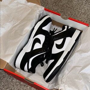 Nike Dunk Low Retro White and Black